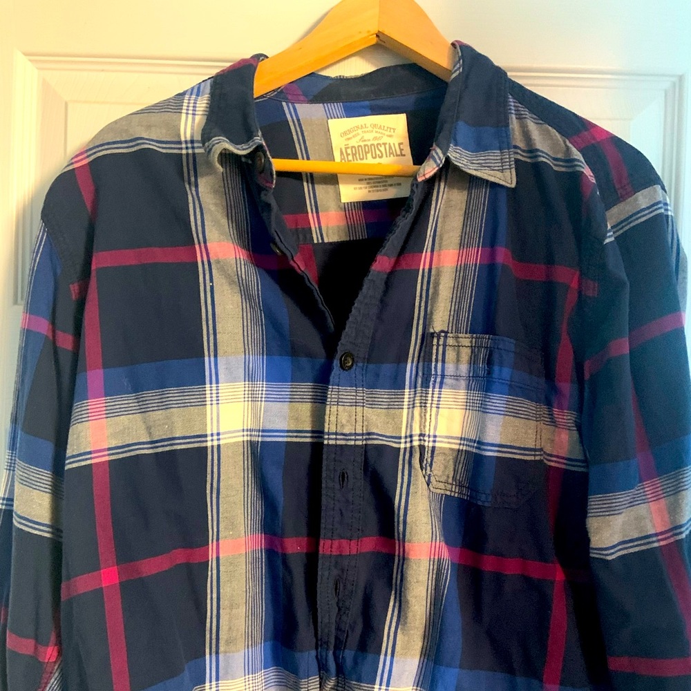 Causal button down